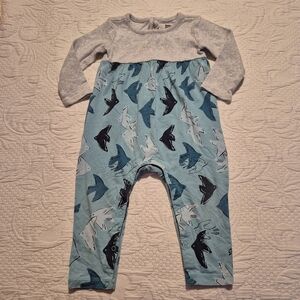 Tea Collection girls 12-18 months gray top bird design bottom snap inseam GUC